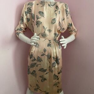 Vintage Silk DRESS Backless Dolman Sleeve SZ 4 Train Structured Shoulders Pink